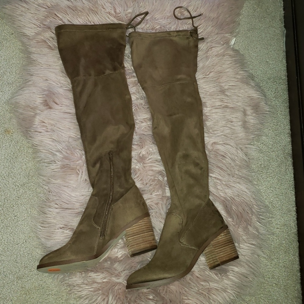 NWOT Steve Madden over the knee boots